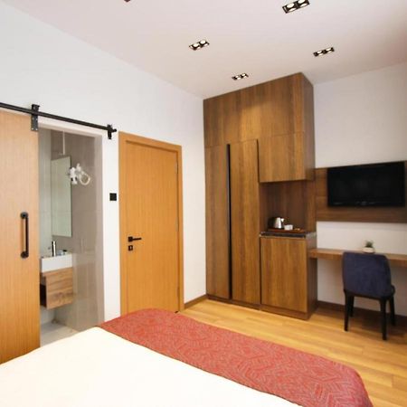Besiktas Konuk Evi Hotel Istanbul Exterior photo